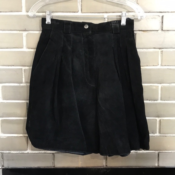 Paris Sport Club High-waist leather shorts - Picture 1 of 3